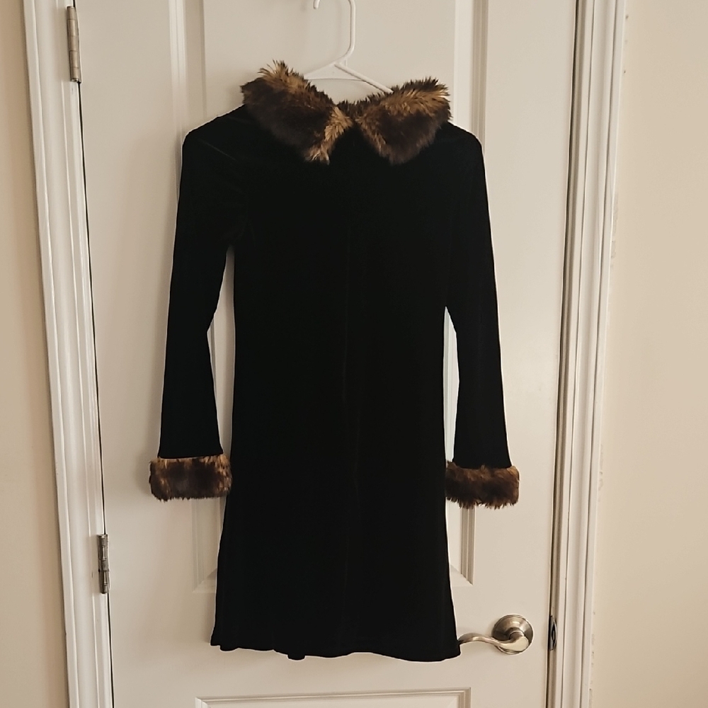 Chic Black Dress with Faux Fur Accents